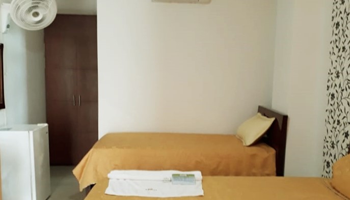 Dos Camas Sencillas con Ventilador - Hotel Quibdó Plaza - Quibdo, Choco - image - 1